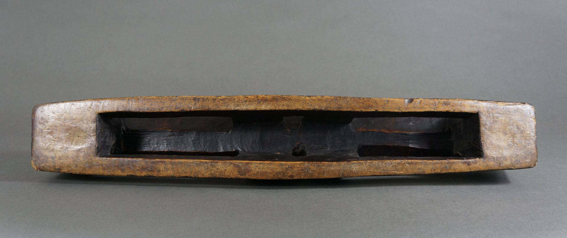 Headrest - Image 4